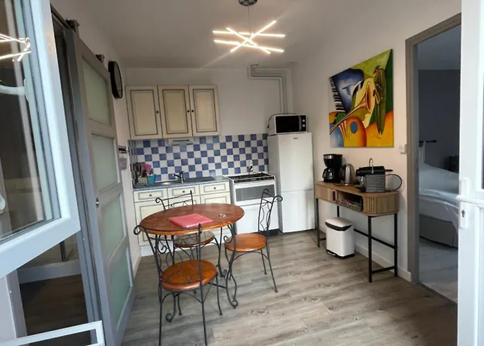 Champoiseau * Тур